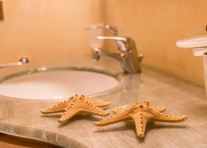 Апартаменты Fenice Backstage Over Canal *