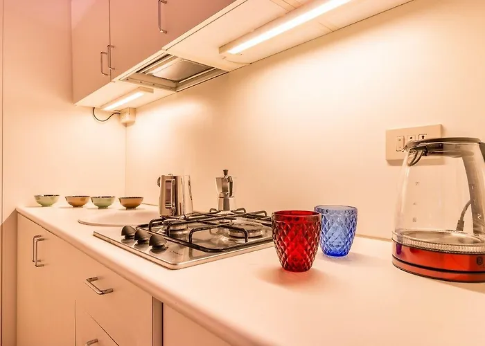 Апартаменты Fenice Backstage Over Canal Венеция