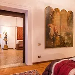 Fenice Backstage Over Canal Апартаменты *