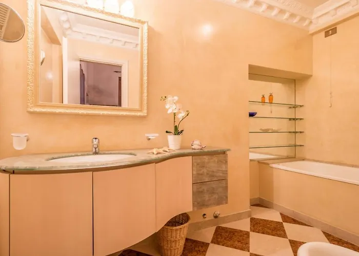 Apartment Fenice Backstage Over Canal