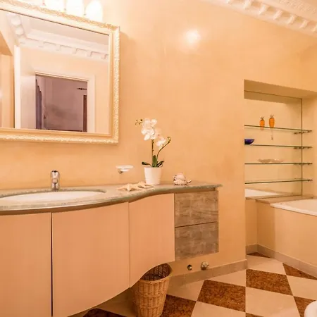 דירה Fenice Backstage Over Canal