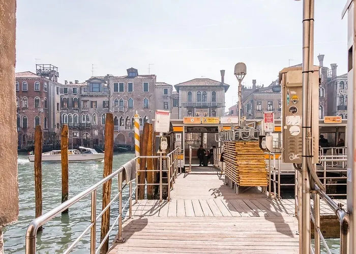 Fenice Backstage Over Canal Lägenhet Venedig